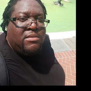 Meet your Posher, Levar